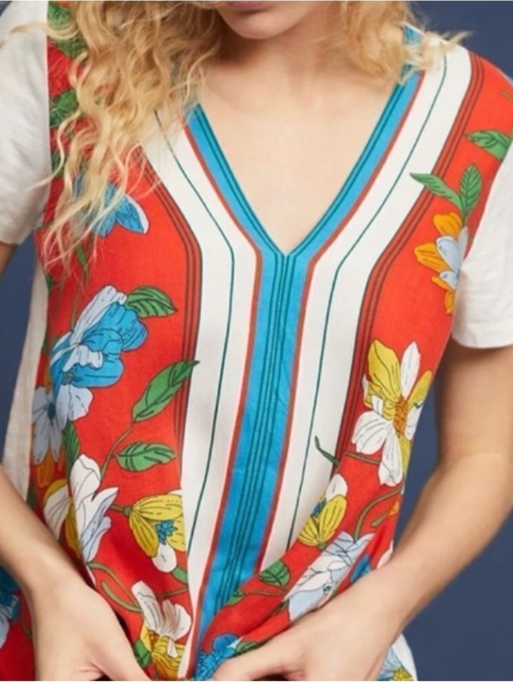 Akemi + Kin Anthropologie Red Floral V-Neck Top with Blue Accents